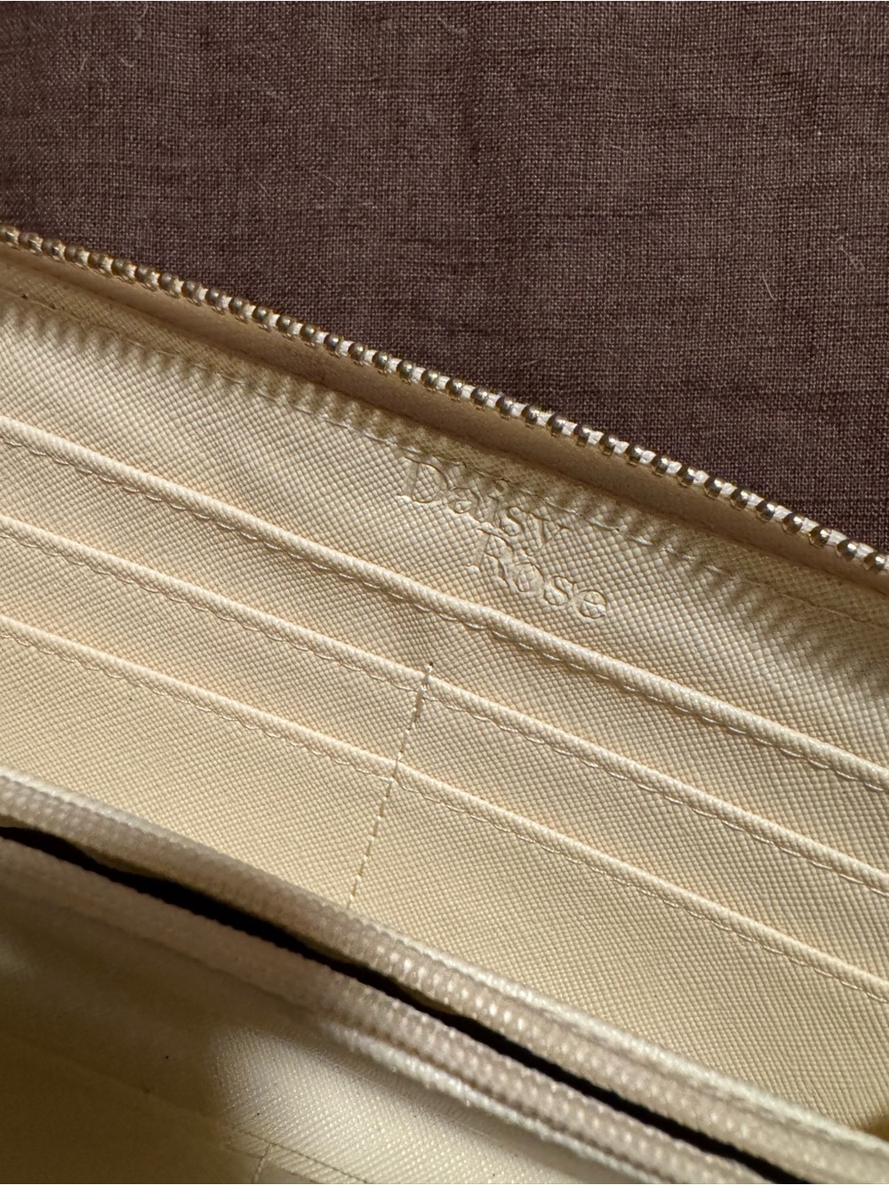 Check Pattern Zip Wallet - Cream & Brown - Picture 3 of 3